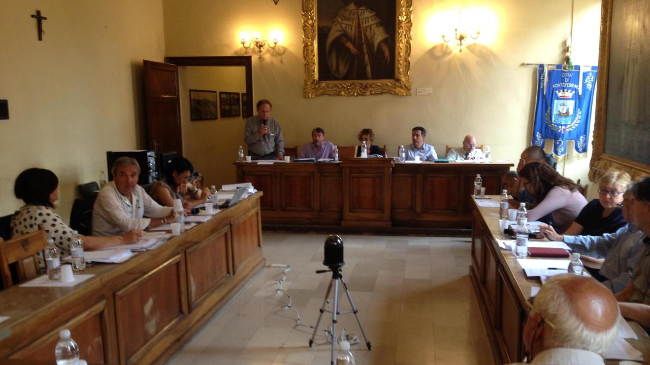Il consiglio comunale di Portoferraio