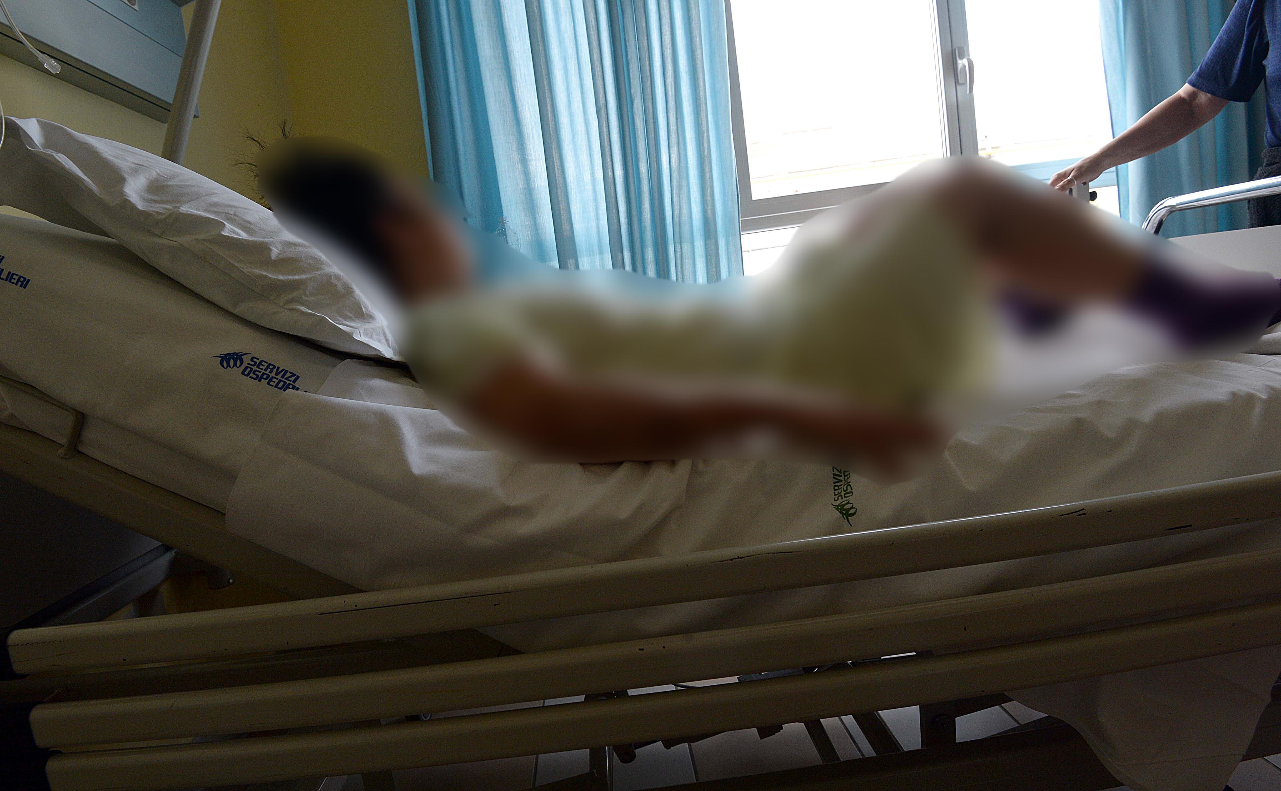 Già libero il marito violento, le associazioni: servono misure più restrittive 