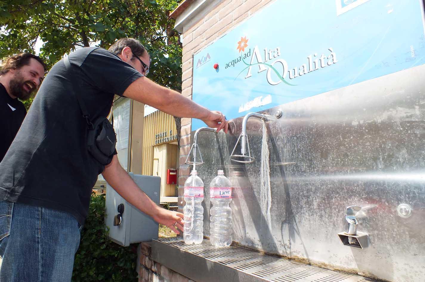 Una fontanella dell'acqua 