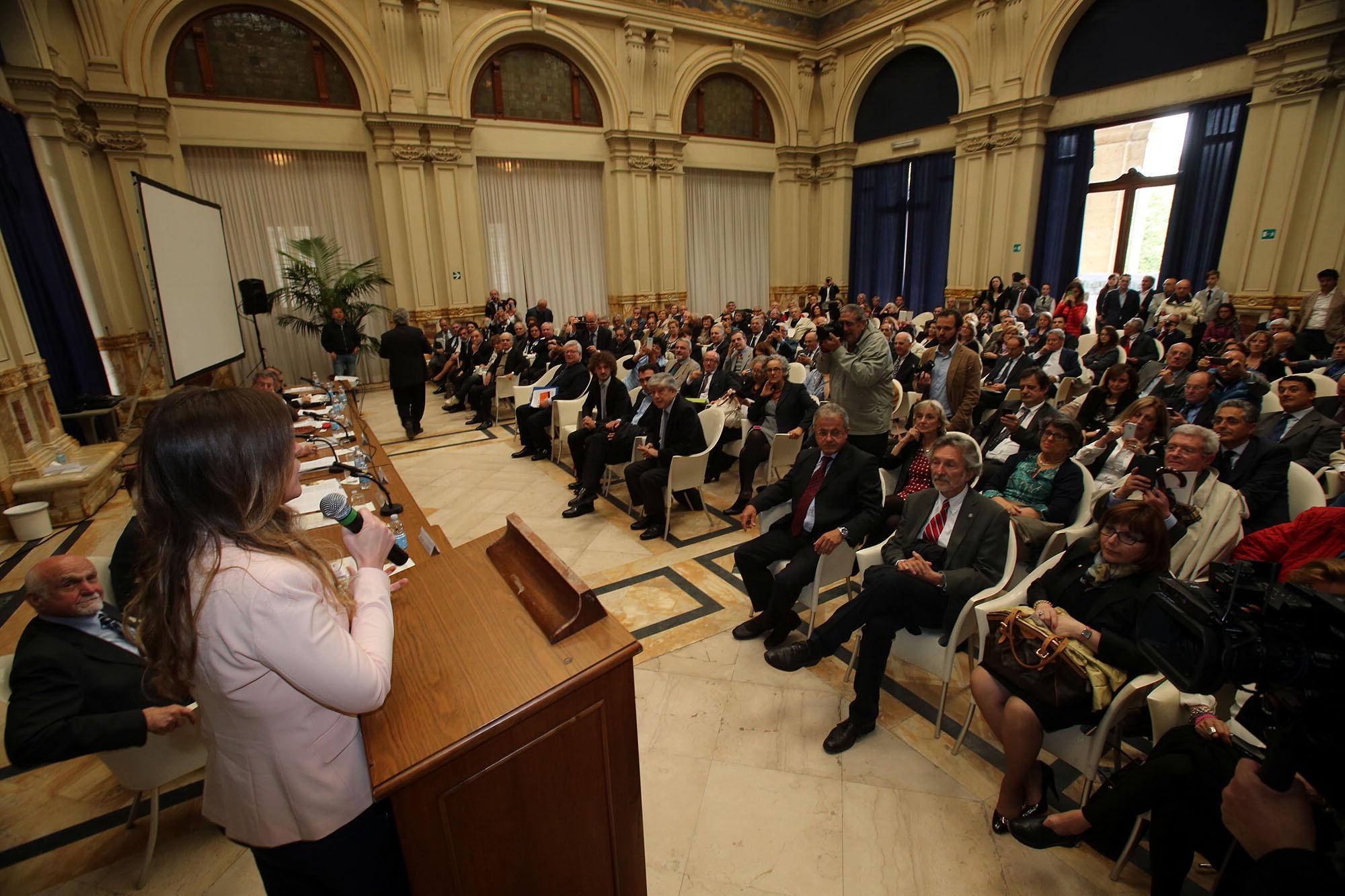 Un momento del congresso nel Salore Regina del Tettuccio (Foto Nucci)