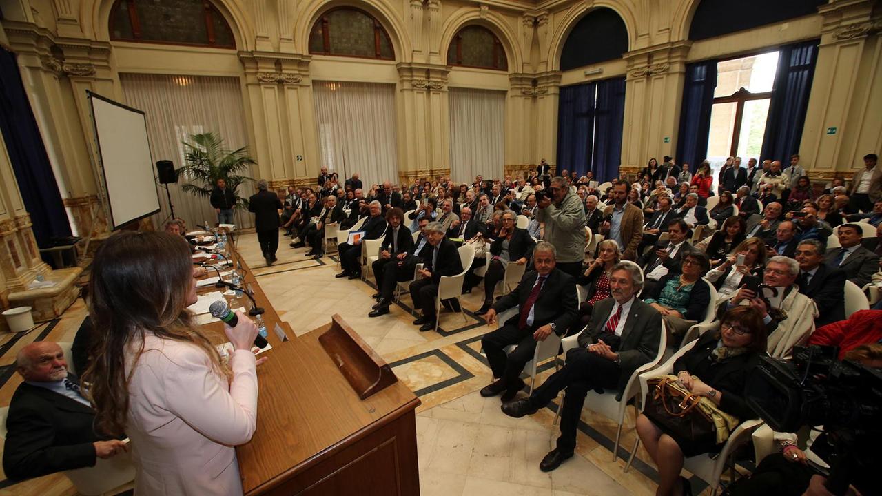 Un momento del congresso nel Salore Regina del Tettuccio (Foto Nucci)