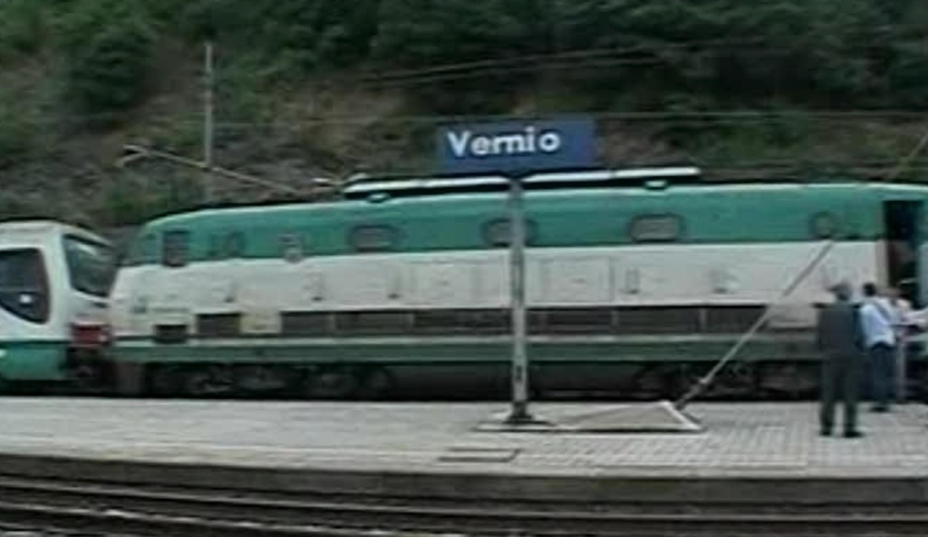 Un treno alla stazione di Vernio