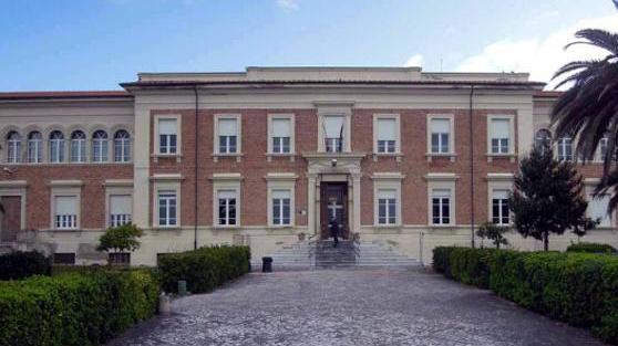 Niente soldi, rischia di chiudere il convitto dell’Alberghiero
