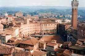 Una veduta del centro di Siena