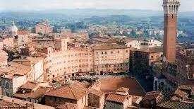 Una veduta del centro di Siena