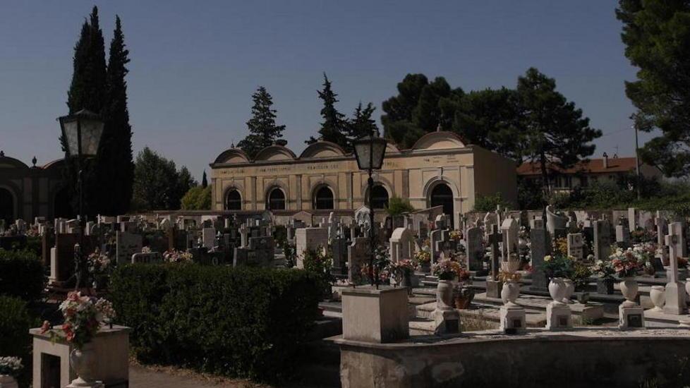 Valgraziosa, furti quotidiani nei cimiteri