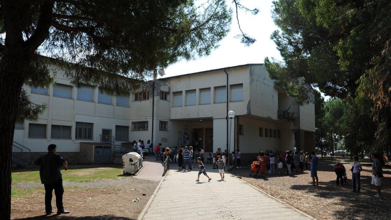 La scuola media Galilei di via Fucini a Cecina