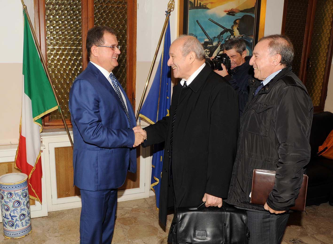 Issad Rebrab col sindaco Massimo Giuliani (foto Paolo Barlettani)