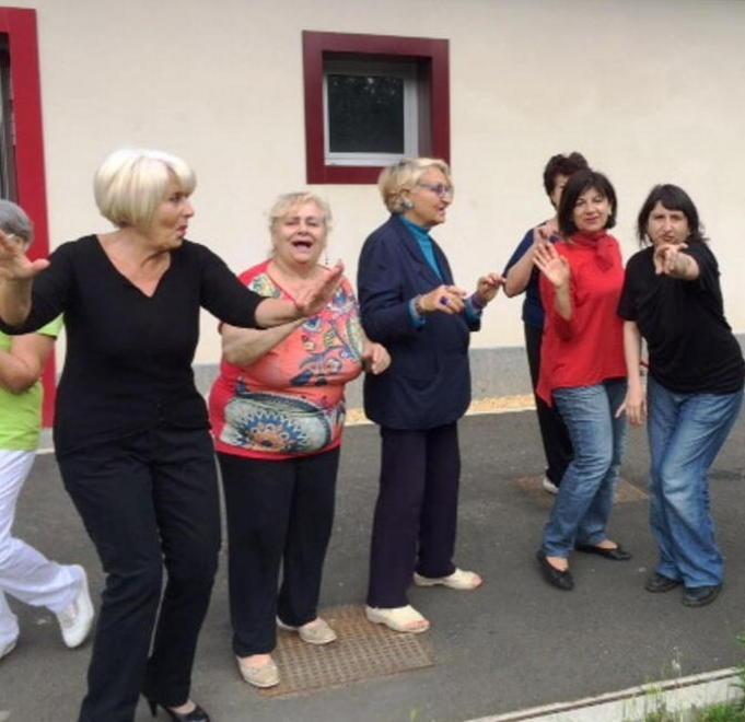 Danza over 60 dieci donne in scena alla Coop