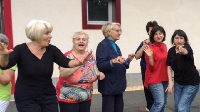 Danza over 60 dieci donne in scena alla Coop
