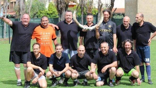 Scapoli e ammogliati in campo 20 anni dopo