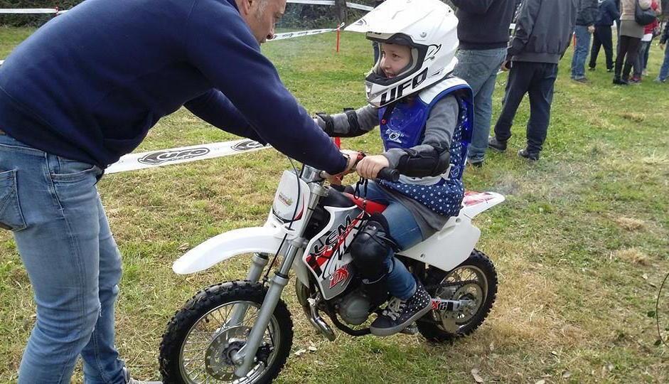 Motocross per mini centauri all’aeroporto di Cinquale