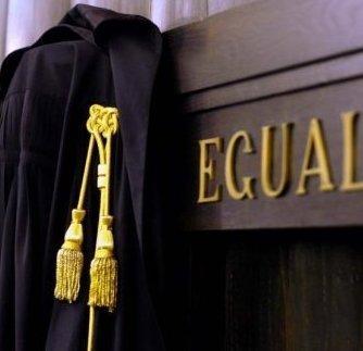 Abusi su 14enne: zio a processo da dieci anni