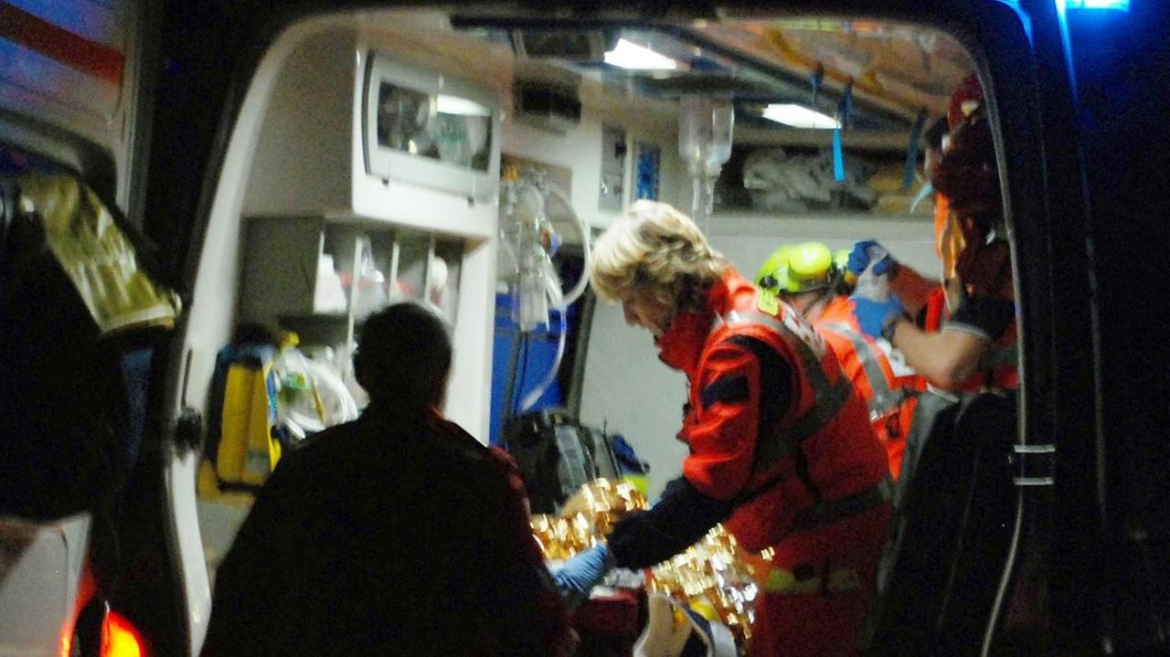 Muore a 21 anni cadendo dalla bicicletta