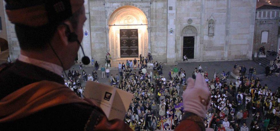 Le contrade presentano i loro campioni 