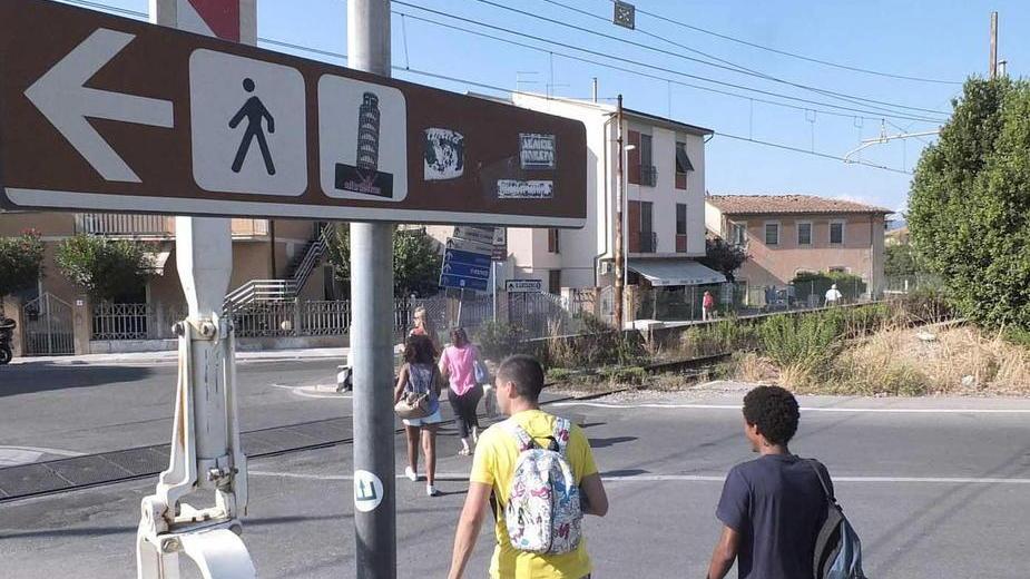 Sottopasso o cavalcavia sul percorso turistico