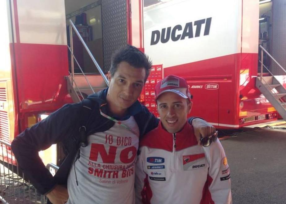 La T-shirt della lotta per Dovizioso