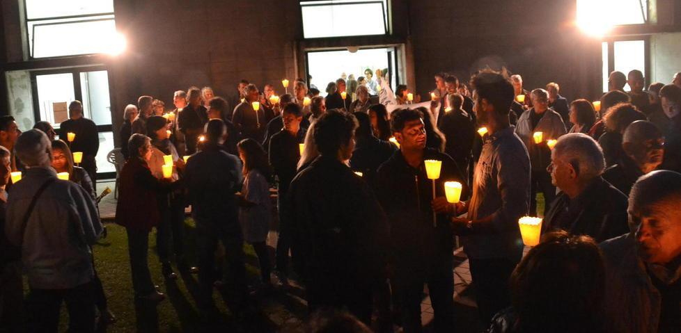 Fiaccolata per dire no ai tralicci di Terna 