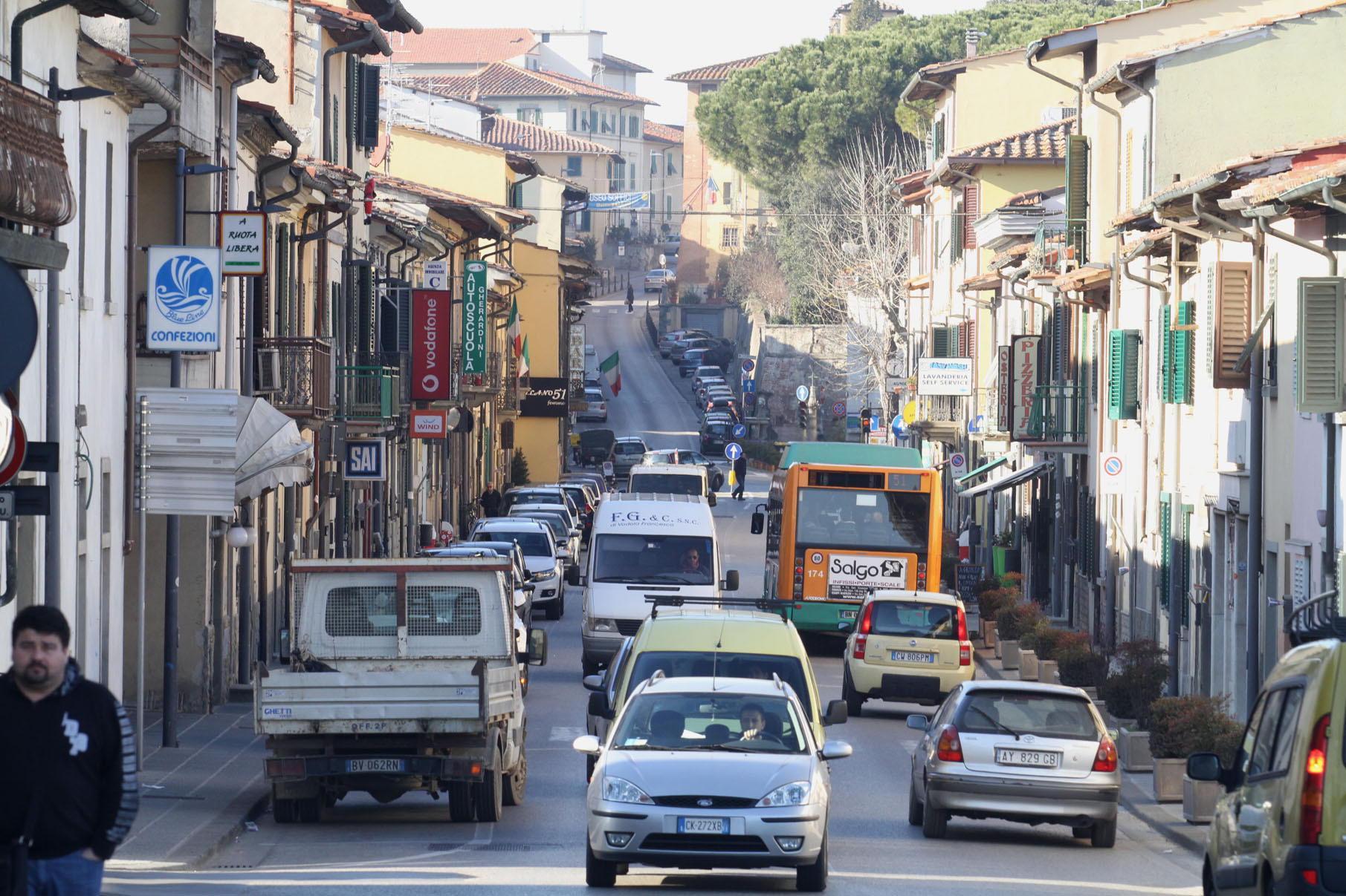 Via Vittroio Emanuele a Poggio a Caiano (foto Batavia)