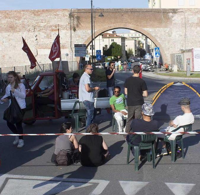 Presidio Prendocasa: traffico in tilt a Porta a Mare