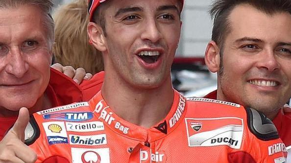 MotoGp al Mugello Pole storica di Iannone Rossi solo ottavo
