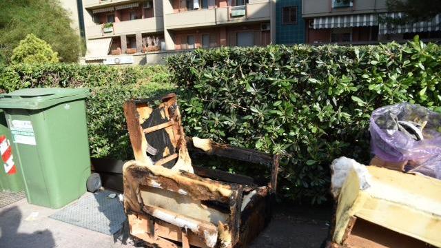 La sedia dove si trovava seduto Giovanni Sanna deceduto per le ustioni riportate (foto Mario Rosas)