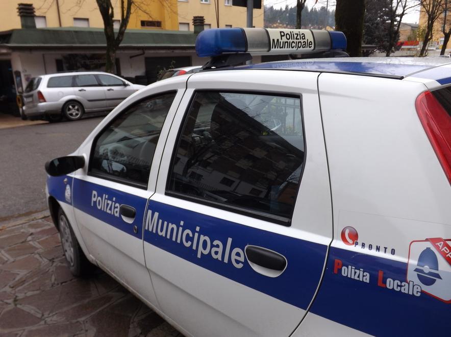Municipale in sciopero: «Mancano gli agenti»