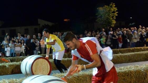 Anche il Palio del Cuoio fa gola ai truffatori, occhio ai falsi volontari