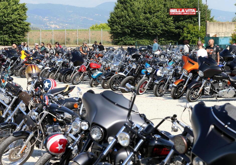 Harley, gran finale con sfilata fimo al piazzale del Tettuccio 