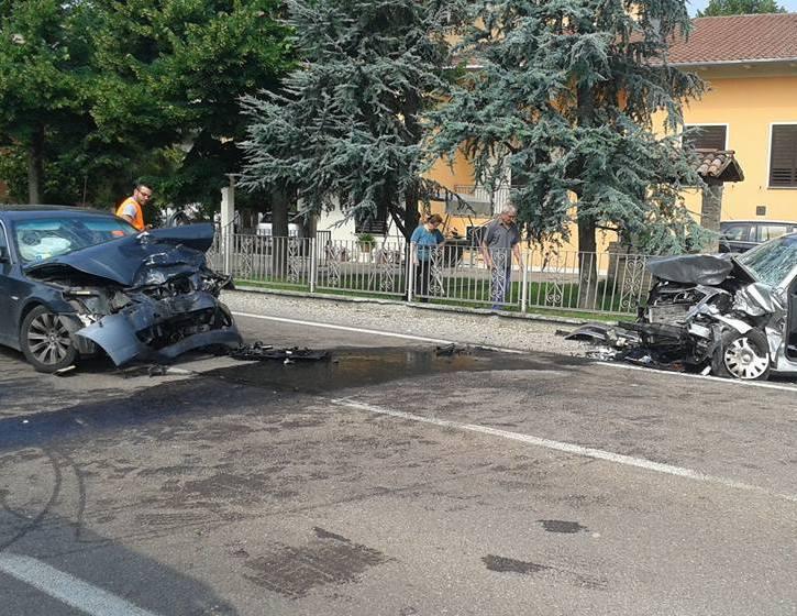 Frontale a Gorghetto Tre persone all’ospedale