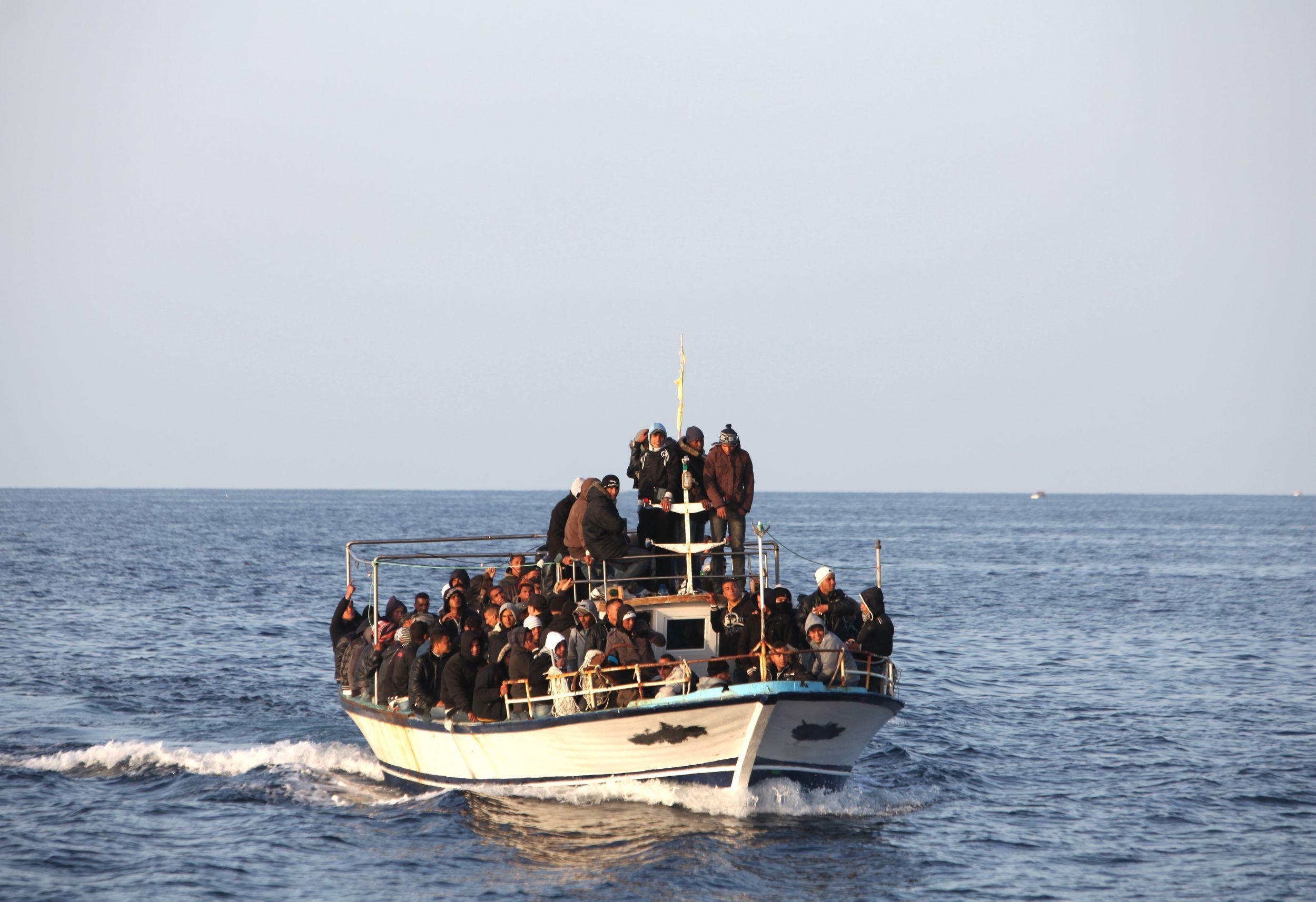 Cagliari, diciotto algerini approdano di notte a Capo Malfatano