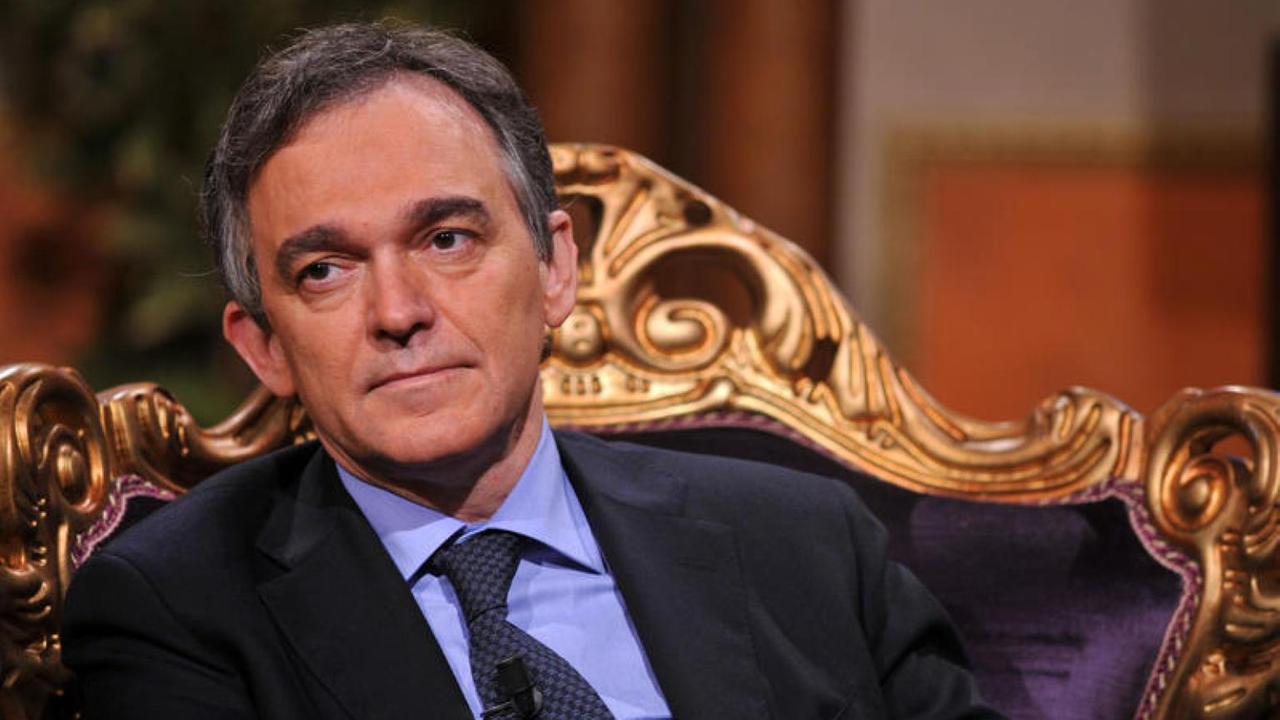 Rossi: abolire le visite private in ospedale