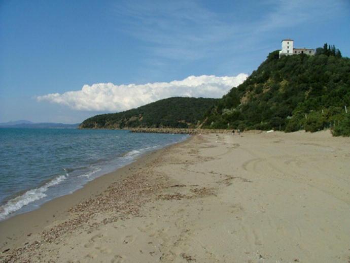 Uno scorcio di Cala Civette a Scarlino