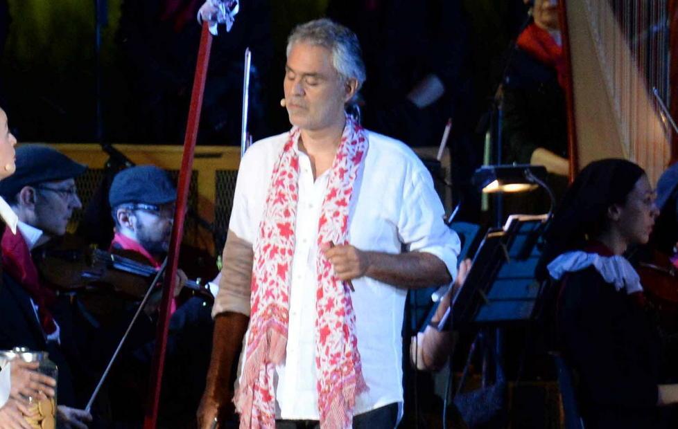 Bocelli show "in casa", prove aperte per la Turandot 