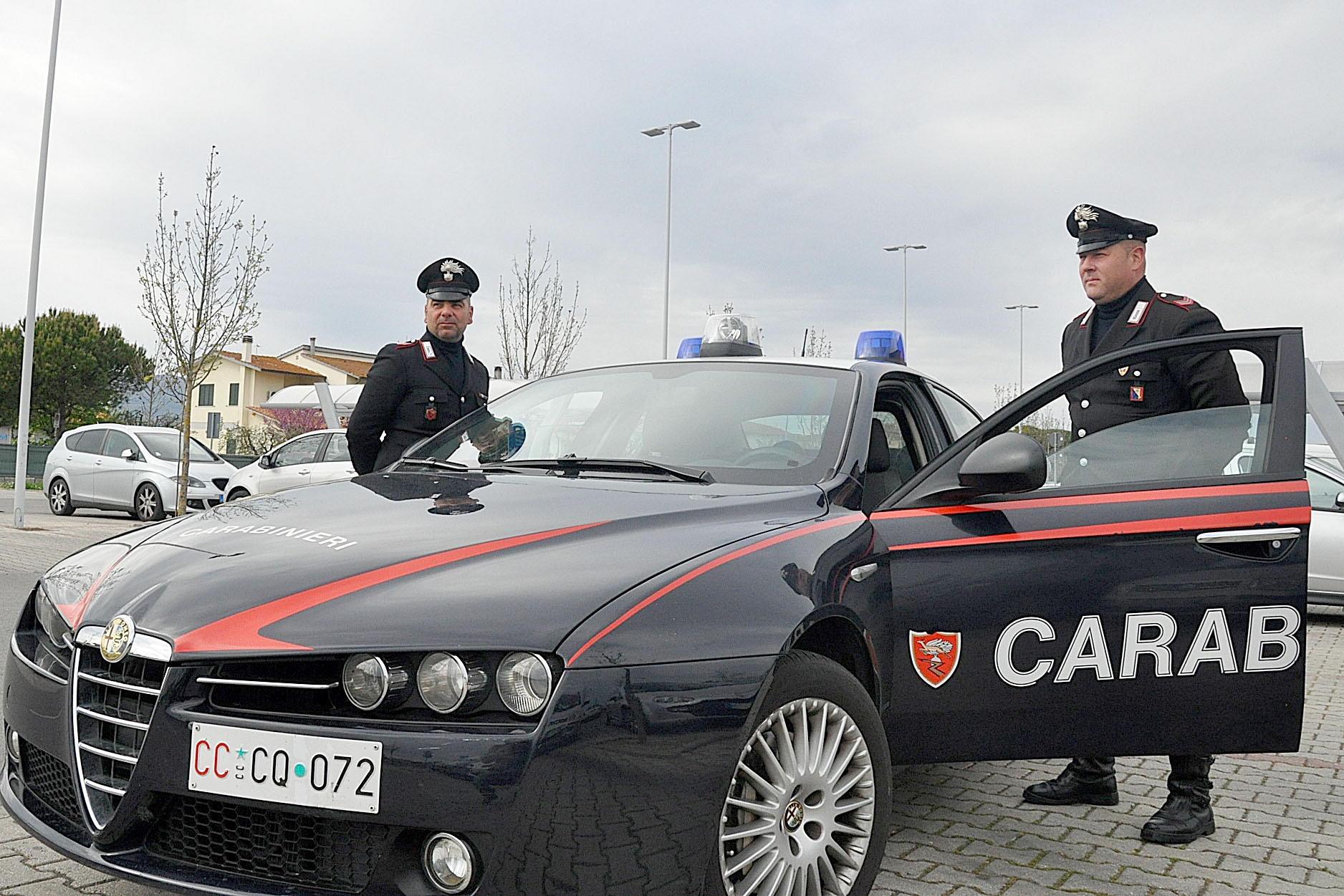 Una pattuglia dei carabinieri