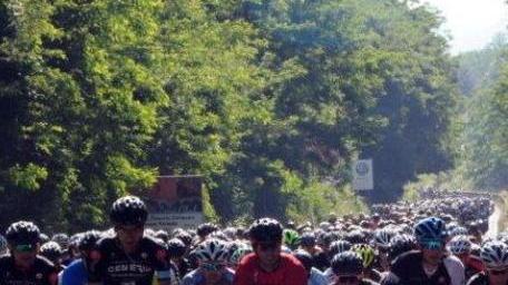 Stefano Cecchini s’impone nella Granfondo Cipollini