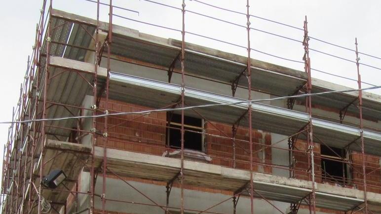 Irregolari sei cantieri su dieci