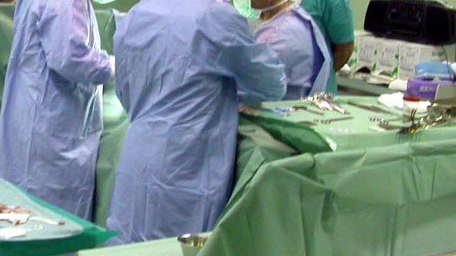 Il chirurgo sbaglia e interviene sulle vertebre sane