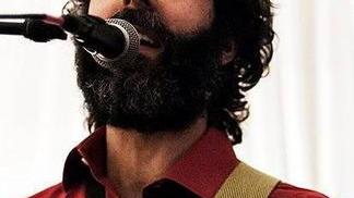 “Mi rialzerò”, anche una canzone per la Smith