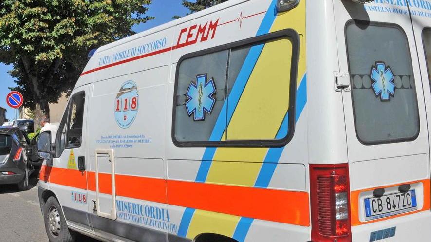 Muore nel sonno a 31 anni, lo trova il padre