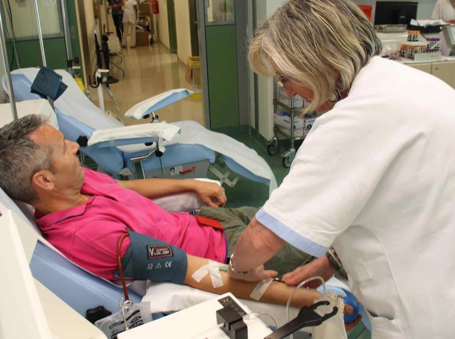 Manca il sangue, appello Avis ai donatori 