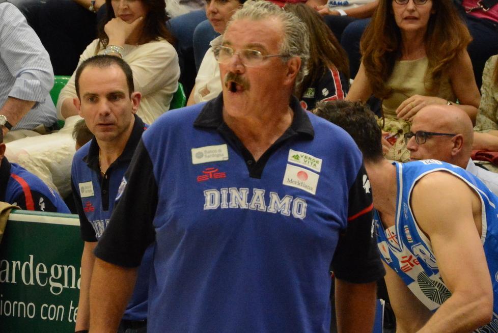 Meo Sacchetti tira dritto e non guarda le statistiche 