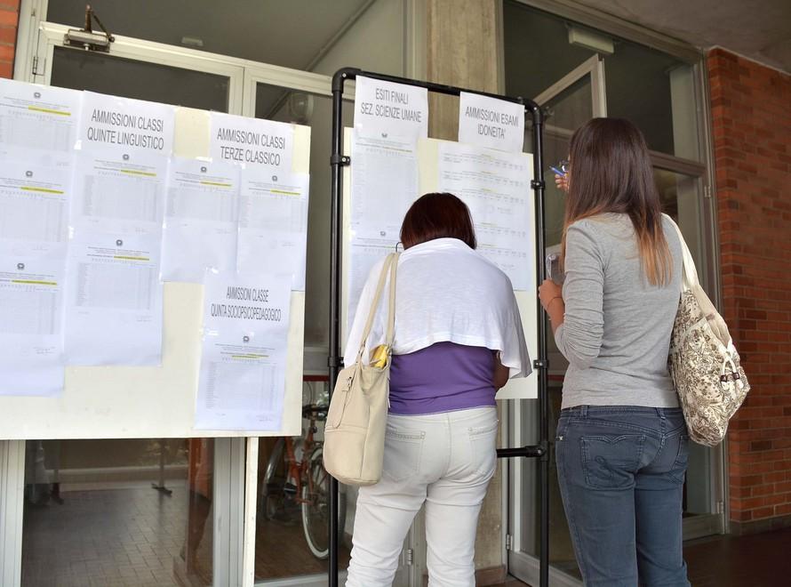 E’ ufficiale, slittano le valutazioni finali 