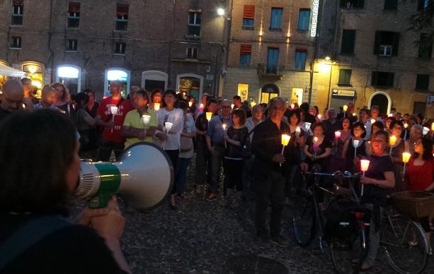 Scuola, bloccati i primi scrutini 