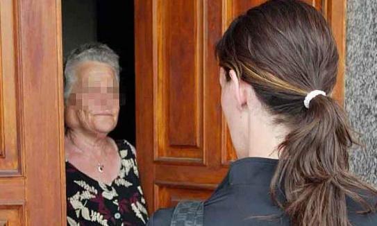 Truffata dal falso amico del figlio 
