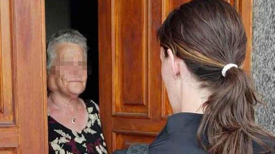 Truffata dal falso amico del figlio