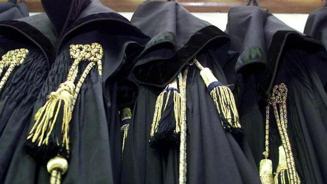 Case della polizia truffa, geometra Brizzi a giudizio