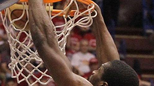 Una schiacciatissima di Lawal nella Top ten dell’Eurolega 2015