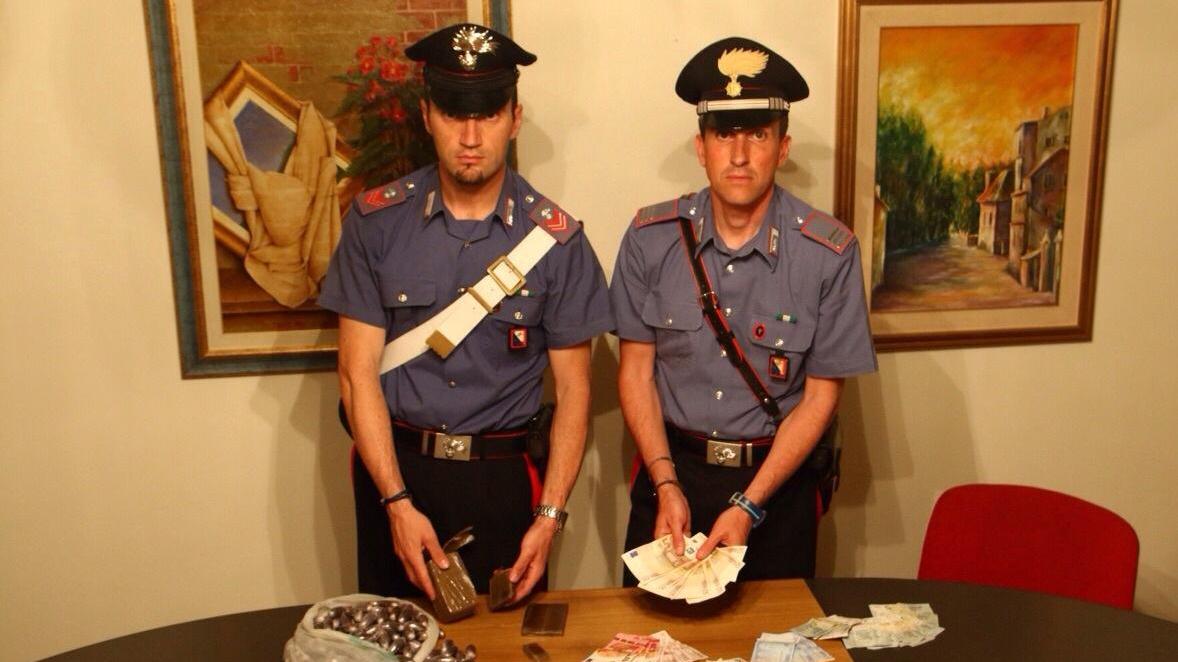 Arrestati nella centrale dello spaccio