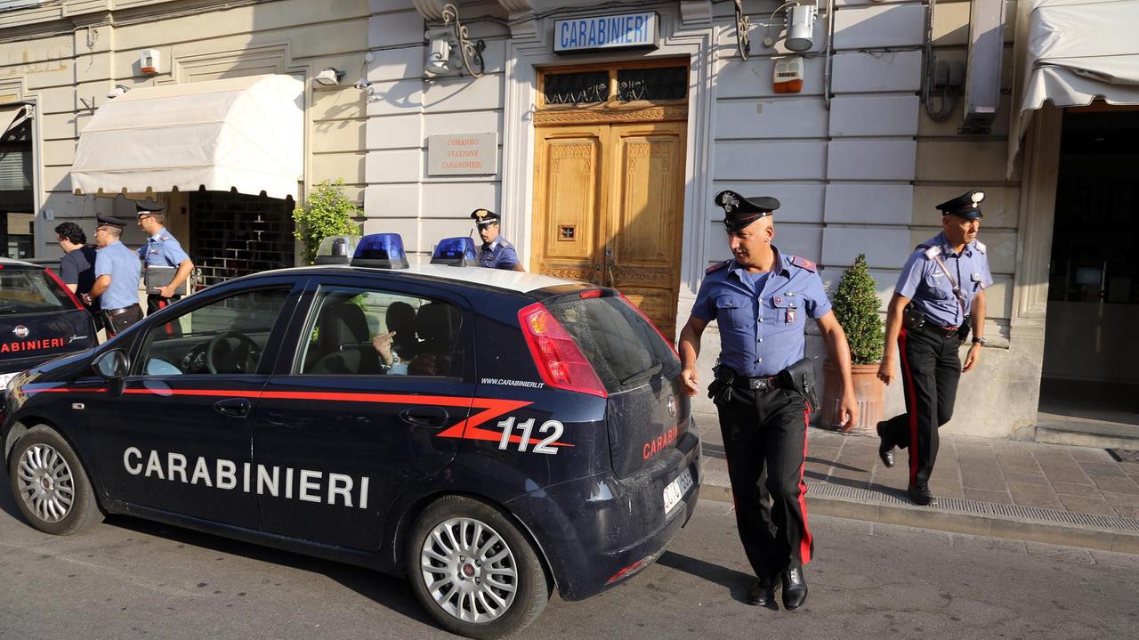 I carabinieri della stazione di Fucecchio (Foto d'archivio)